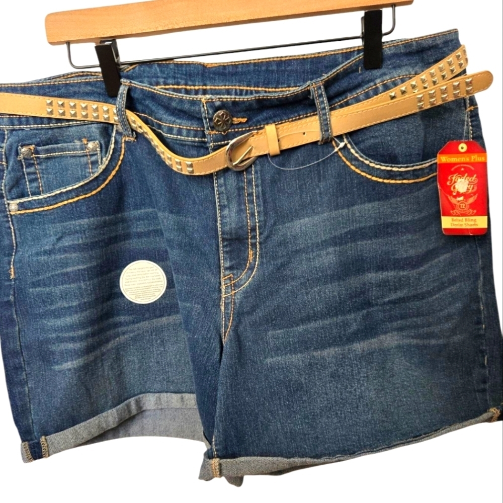 NWT Faded Glory Blue Denim Women's Shorts with Belt Size 20